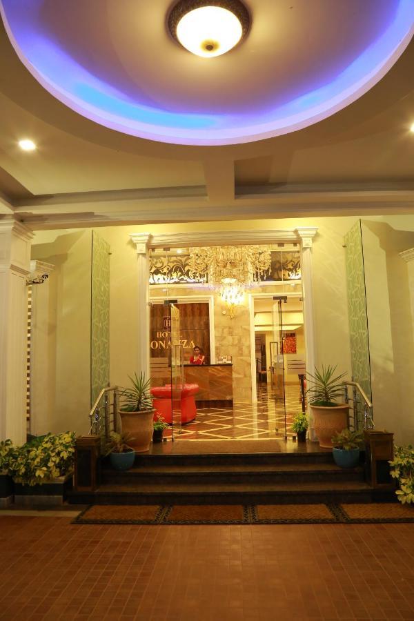 Hotel Bonanza Alappuzha Extérieur photo