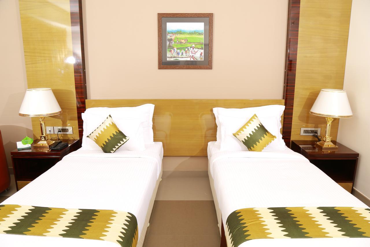Hotel Bonanza Alappuzha Extérieur photo