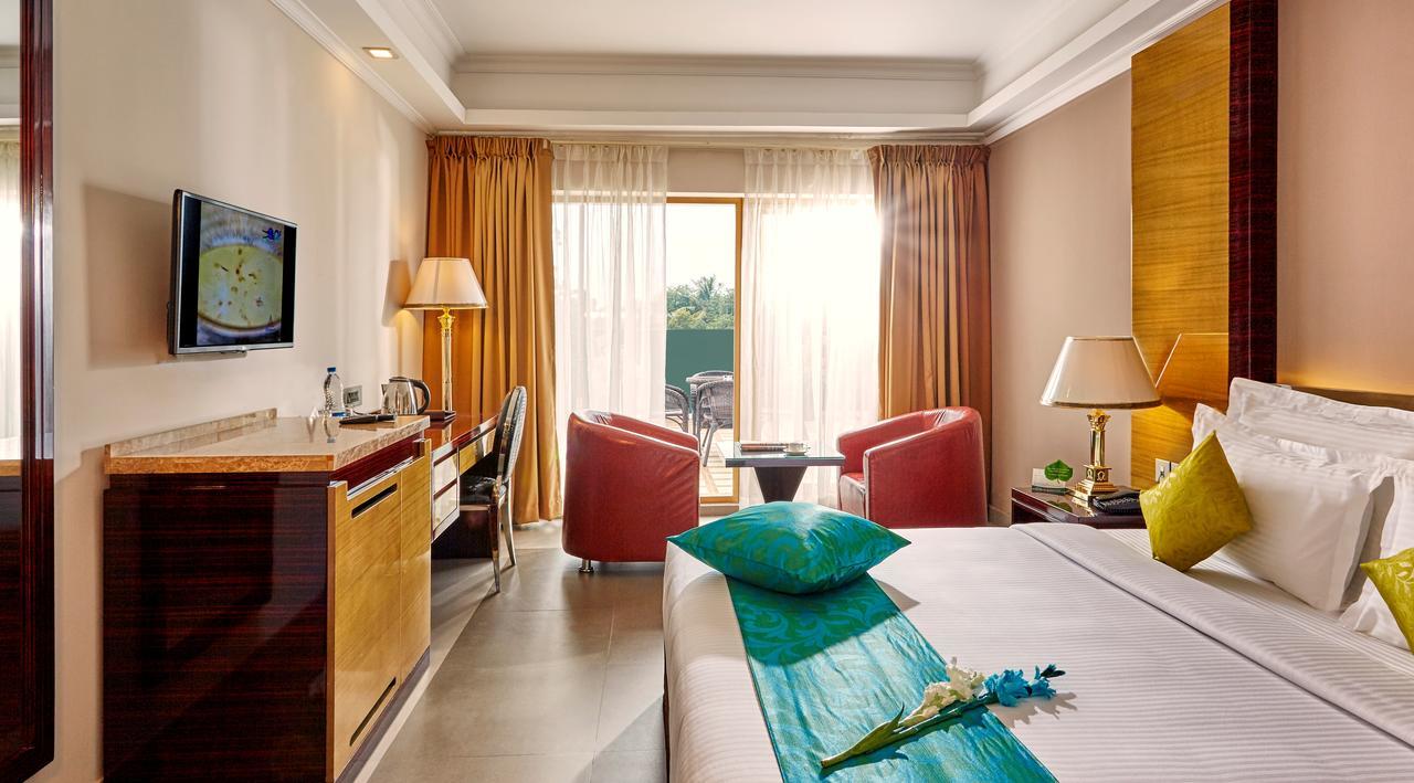Hotel Bonanza Alappuzha Extérieur photo