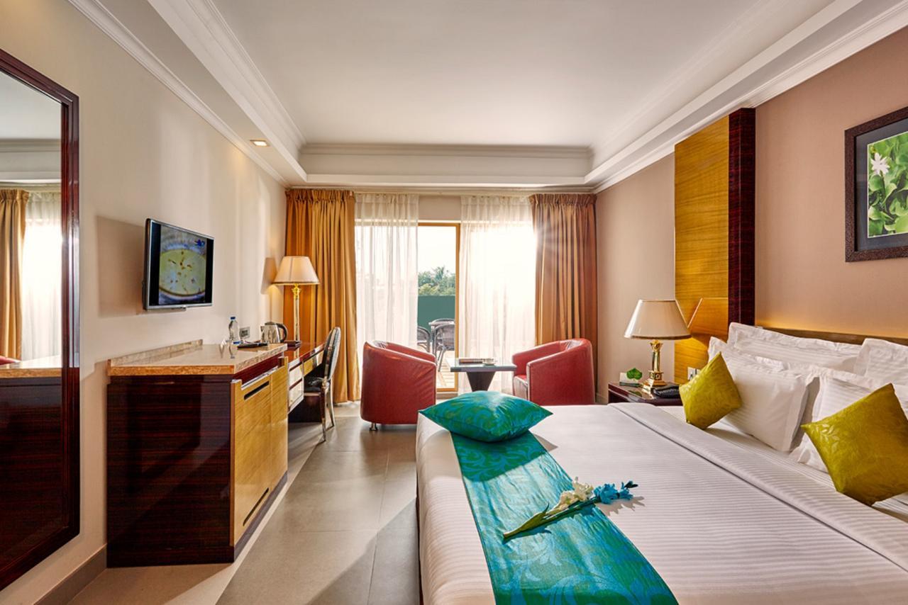 Hotel Bonanza Alappuzha Extérieur photo