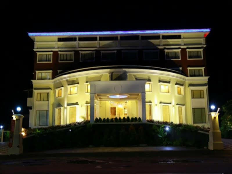 Hotel Bonanza Alappuzha Extérieur photo